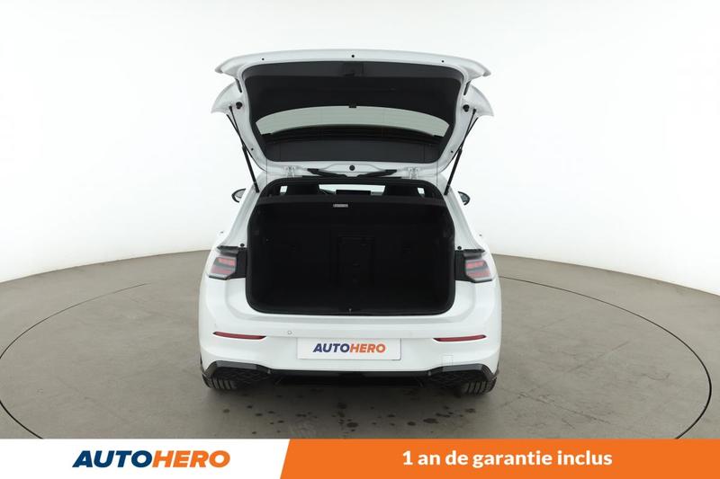 Volkswagen Golf VIII 1.5 eTSI Evo2 R-Line Dsg7 150 ch