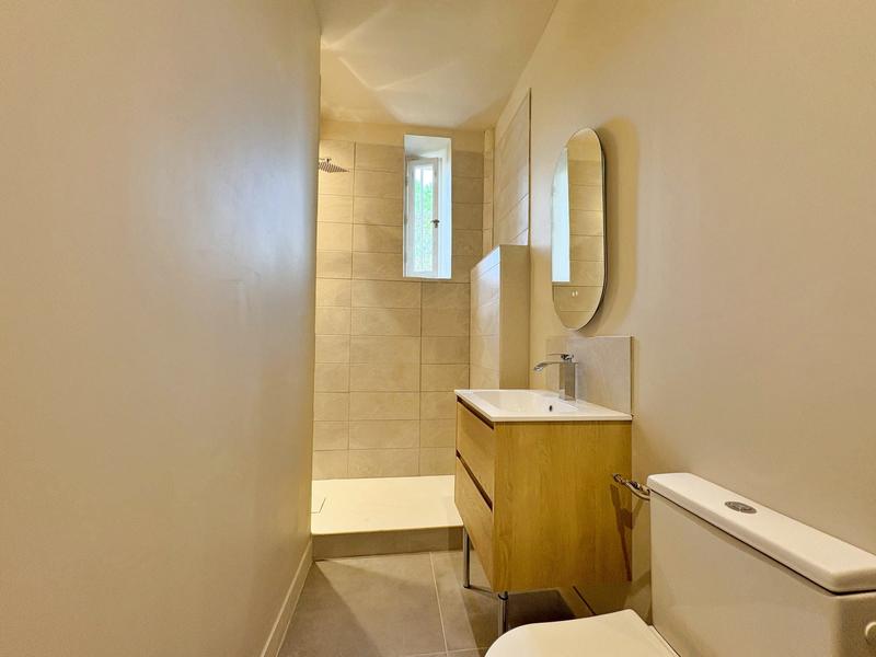 Appartement - 60 m² - 2 pièces