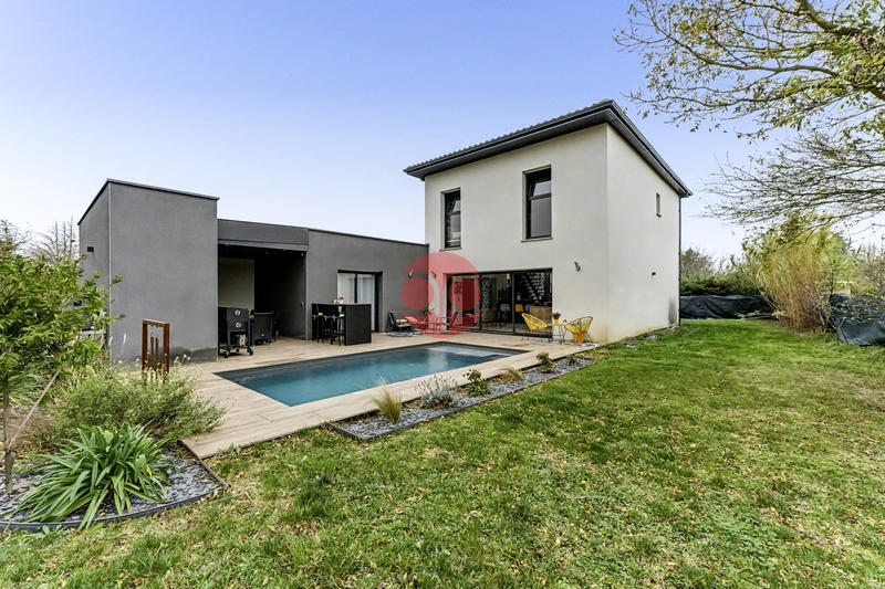 Maison - 133 m² - 5 pièces