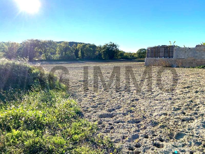 Terrain constructible - 500 m²