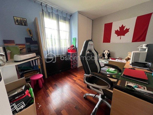 Pavillon - 122 m² - 7 pièces