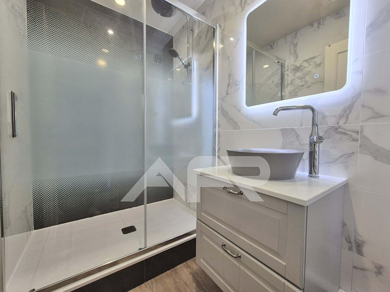 Appartement - 109 m² - 5 pièces