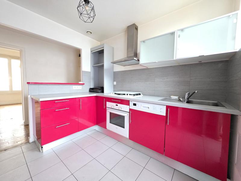 Appartement - 70 m² - 3 pièces