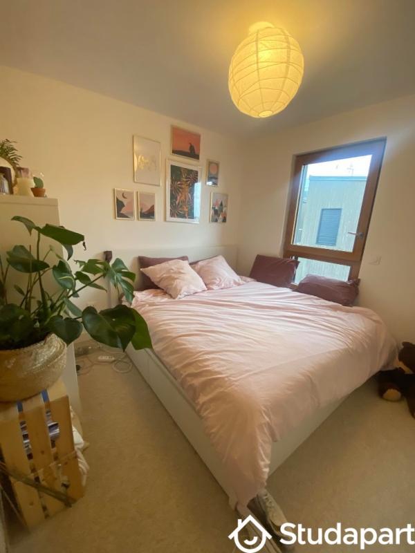 Chambre - 13 m² - 1 pièce