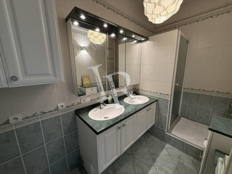 Appartement - 113 m² - 4 pièces