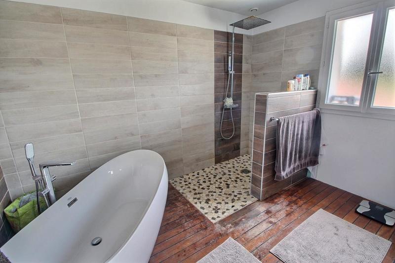 Maison - 170 m² - 7 pièces