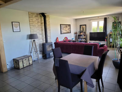 Maison - 98 m² - 4 pièces
