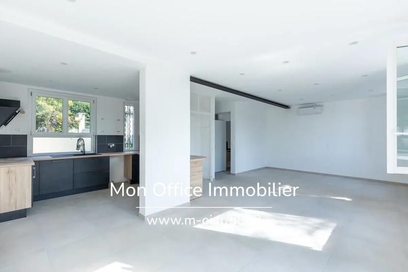 Maison - 110 m² - 4 pièces