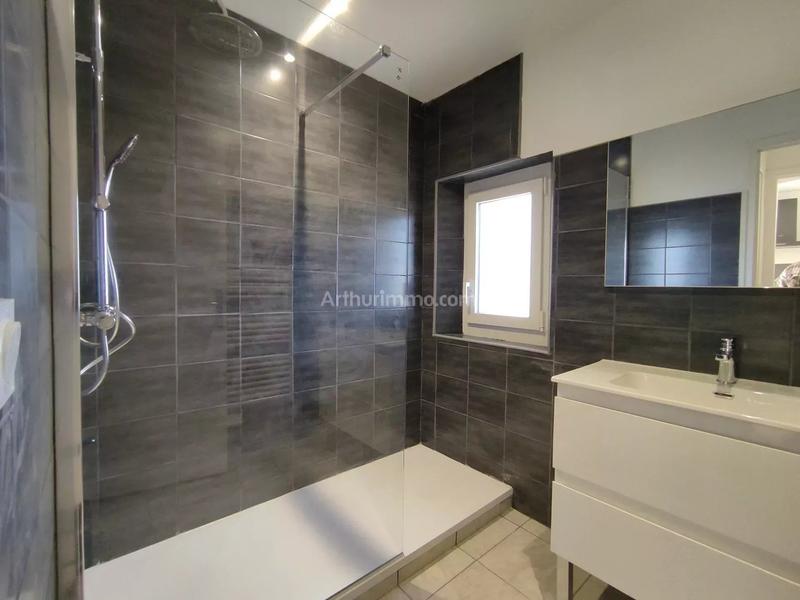 Appartement - 77 m² - 4 pièces