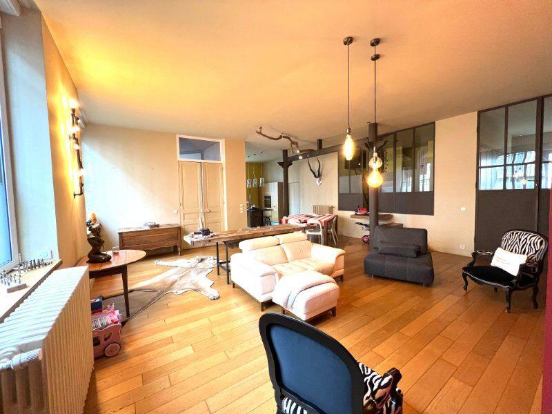 Appartement - 138 m² - 4 pièces