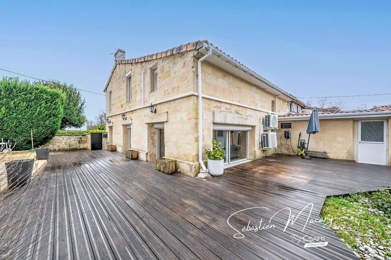 Maison - 168 m² - 7 pièces