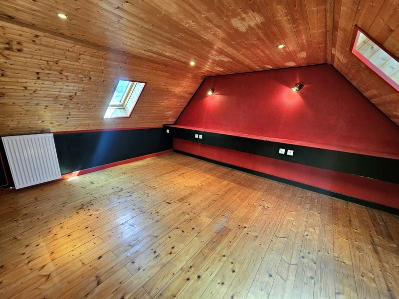 Maison - 165 m² - 6 pièces