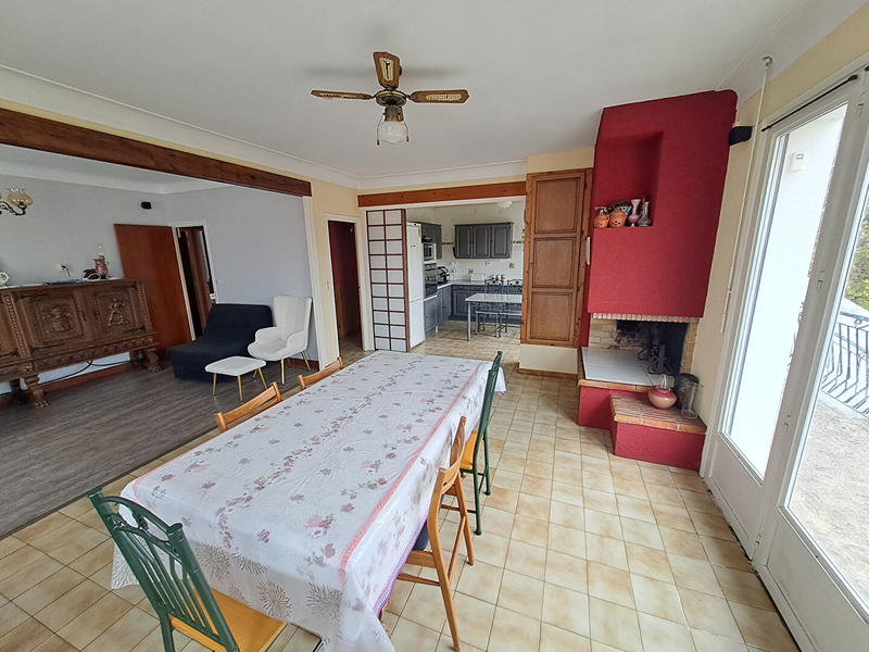 Maison - 138 m² - 5 pièces