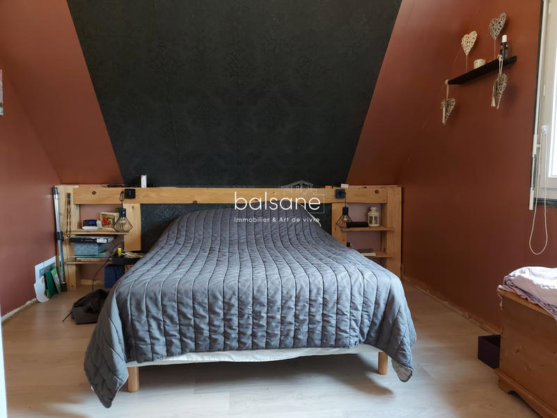 Maison - 95 m² - 4 pièces