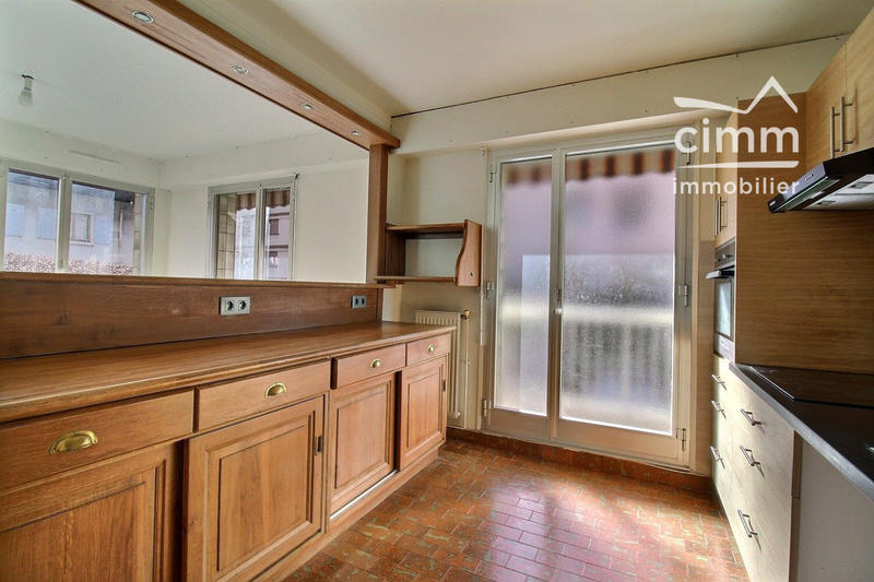 Appartement - 91 m² - 4 pièces