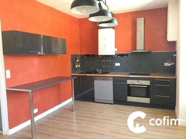 Appartement - 97 m² - 4 pièces