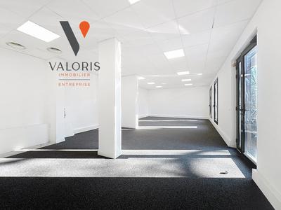 Local commercial - 64 m²