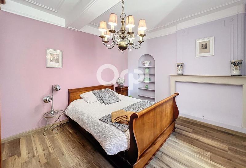 Maison bourgeoise - 301 m² - 8 pièces