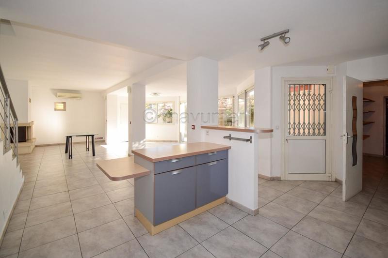 Maison - 146 m² - 5 pièces