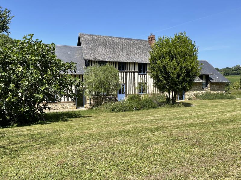 Maison ancienne - 204 m² - 10 pièces