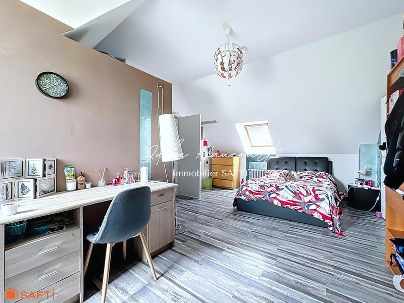 Maison - 266 m² - 7 pièces