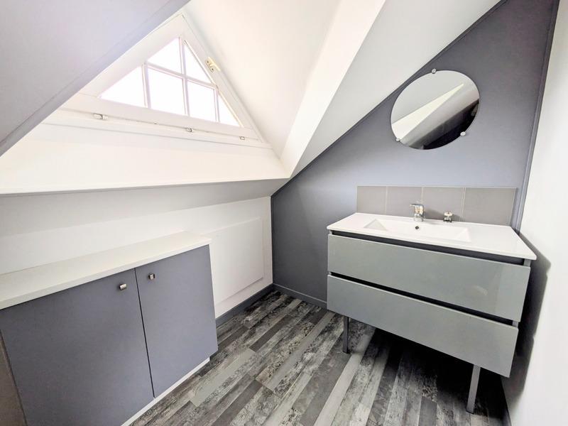 Maison - 137 m² - 5 pièces