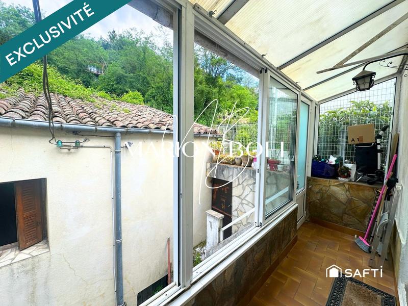 Appartement - 84 m² - 2 pièces