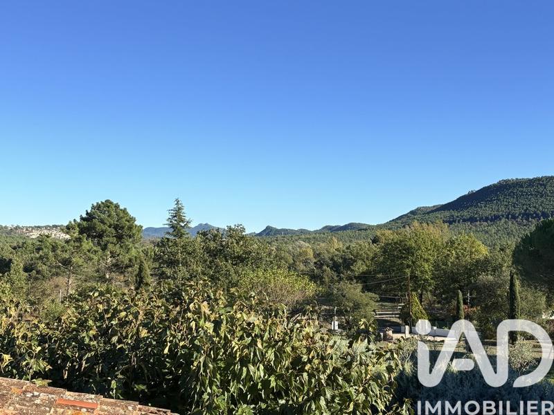 Maison - 142 m² - 4 pièces