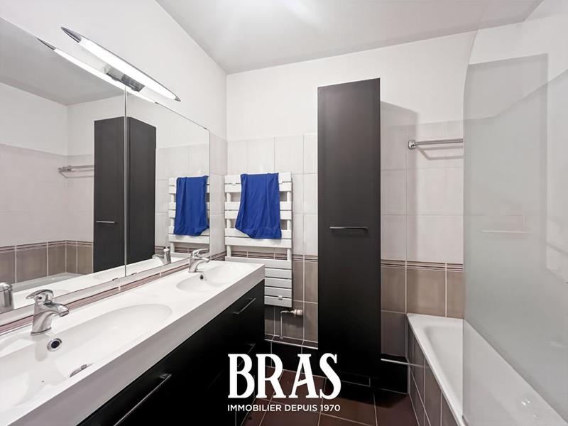 Maison - 88 m² - 4 pièces