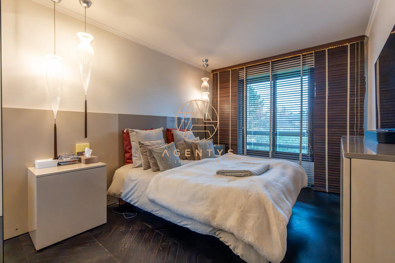 Appartement - 122 m² - 5 pièces