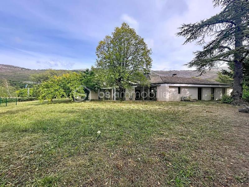 Local commercial - 430 m² - 9 pièces