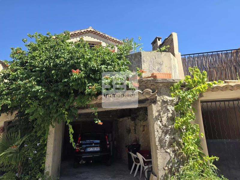 Maison de village - 90 m² - 5 pièces