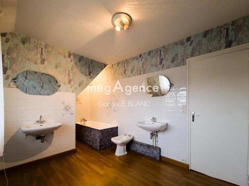 Maison - 131 m² - 6 pièces