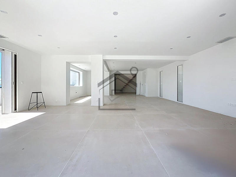 Maison - 152 m² - 5 pièces