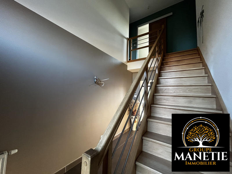 Maison contemporaine - 121 m² - 6 pièces