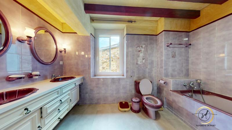 Maison - 107 m² - 5 pièces