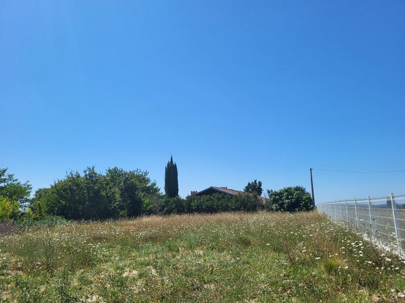 Terrain constructible - 649 m²