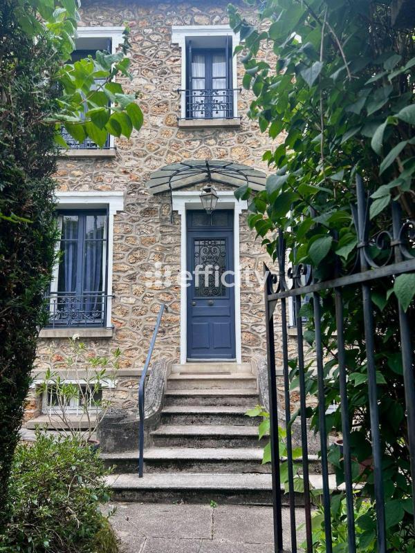 Maison - 133 m² - 6 pièces