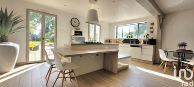 Maison - 127 m² - 6 pièces