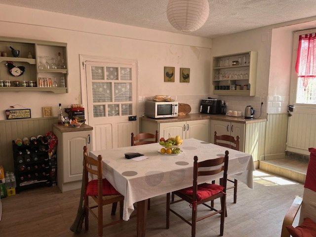 Maison - 155 m² - 7 pièces