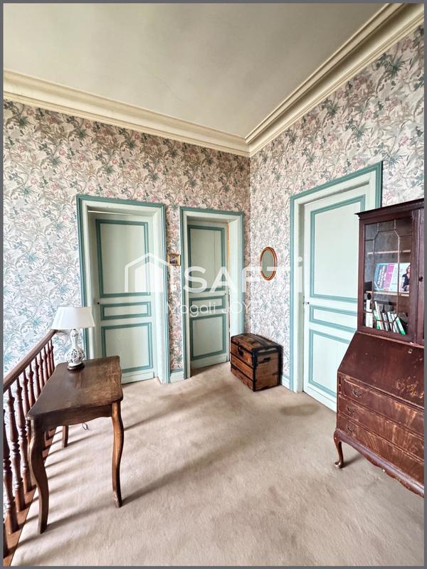 Maison de maîtres - 210 m² - 10 pièces