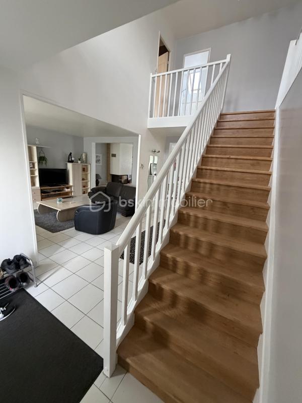 Maison - 167 m² - 7 pièces