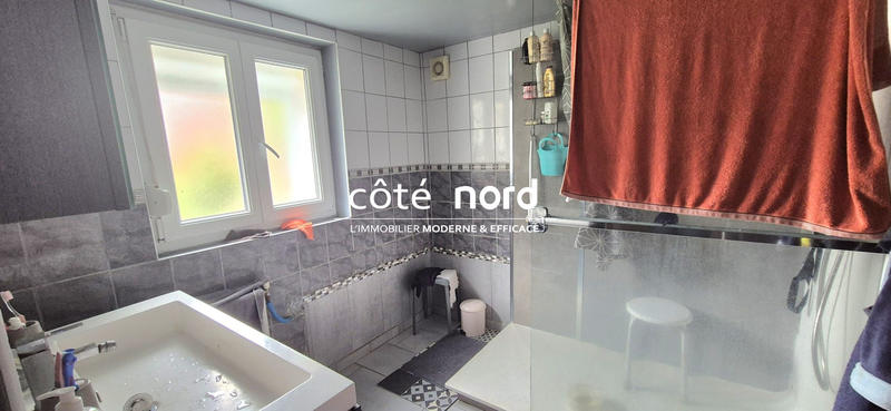 Maison - 250 m² - 7 pièces