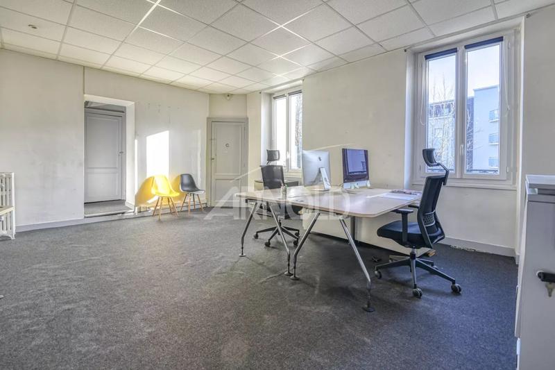 Bureau - 500 m² - 17 pièces