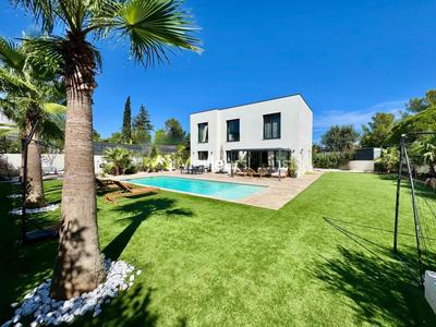 Villa - 130 m² - 5 pièces