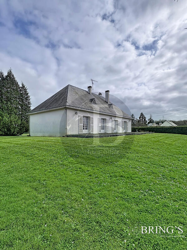 Maison - 150 m² - 7 pièces