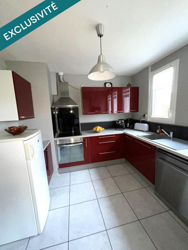 Maison - 93 m² - 5 pièces