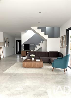 Maison - 200 m² - 8 pièces