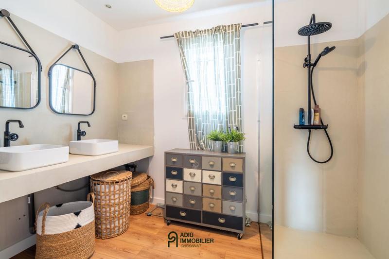 Maison - 175 m² - 5 pièces