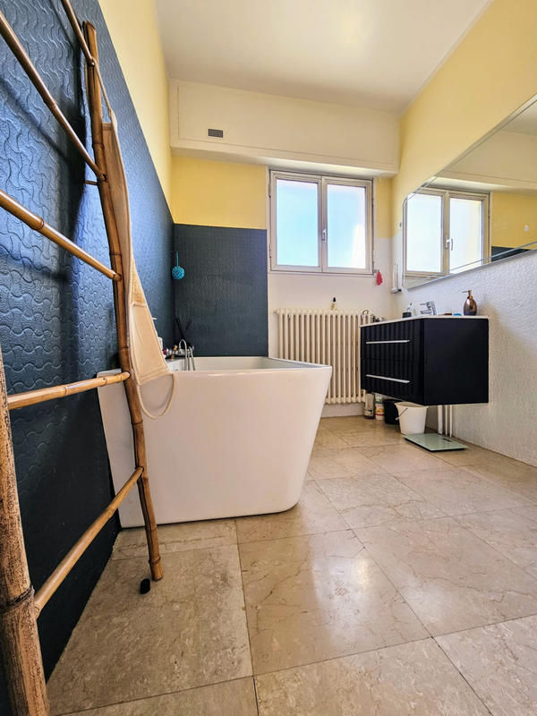 Maison - 183 m² - 6 pièces